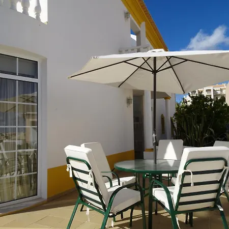 Cip V4 Girassol 49 * Albufeira